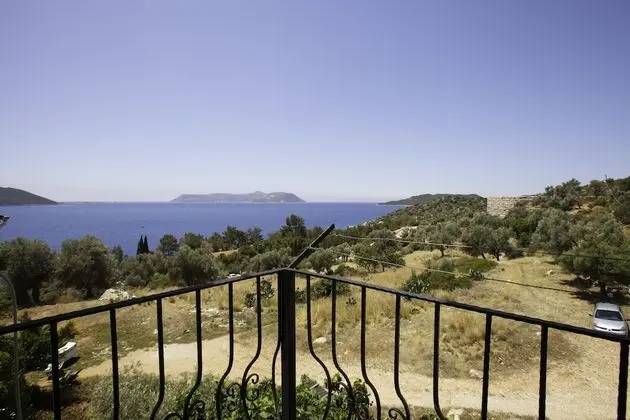 Tek Büyük Yataklı Oda, Kısmi Deniz Manzaralı