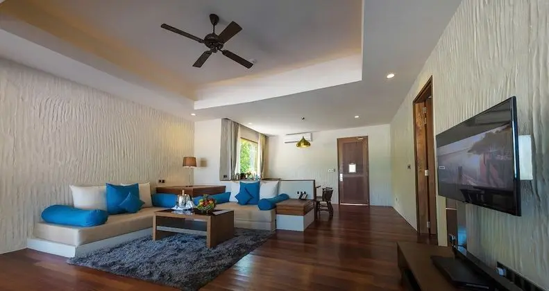 Beach Residence with  Plunge Pool