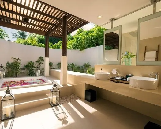 Beach Residence with  Plunge Pool
