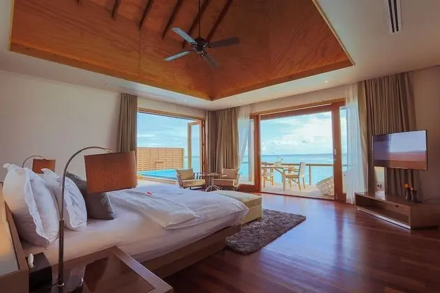 Ocean Villa with Pool