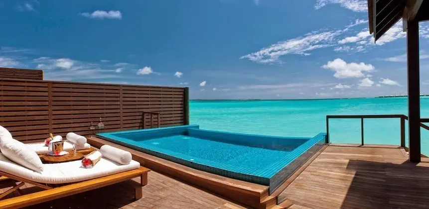 Ocean Villa with Pool