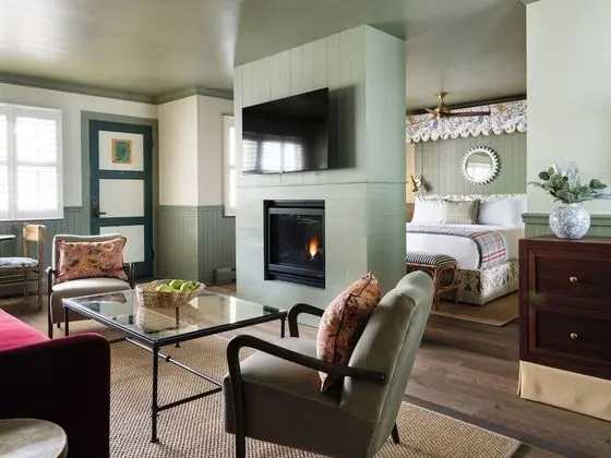 Superior Süit, 1 En Büyük (King) Boy Yatak, Şömine, Avlu Manzaralı (The LPP Suite Double Fireplace)