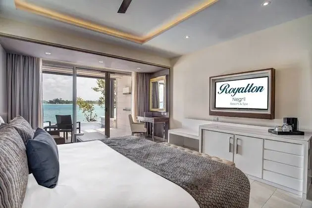 Luxury Presidential One Bedroom Suite Ocean View