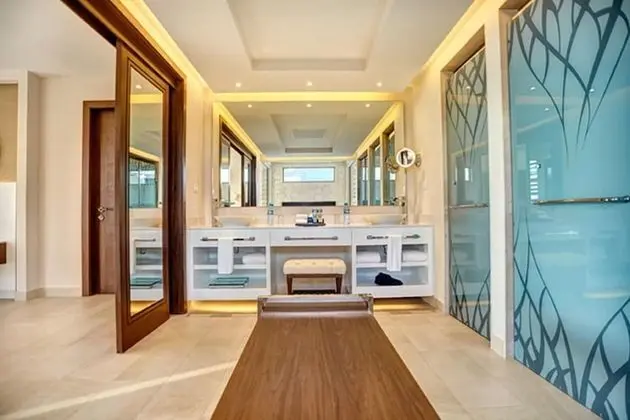 Luxury Presidential One Bedroom Suite Ocean View Diamond Club