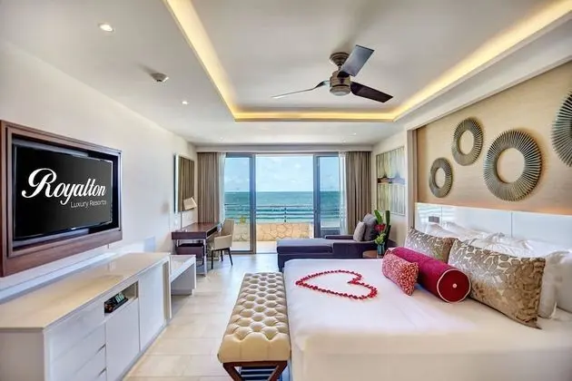 Honeymoon Suite Ocean View Diamond Club