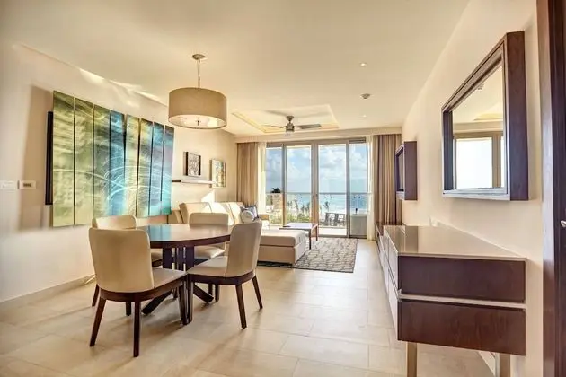 Luxury Presidential One Bedroom Suite Ocean View Diamond Club