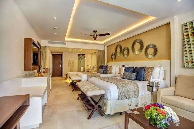 Luxury Suite Swim Out Diamond Club