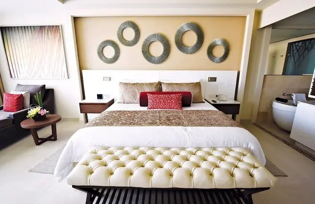 Luxury Suite with Terrace Jacuzzi