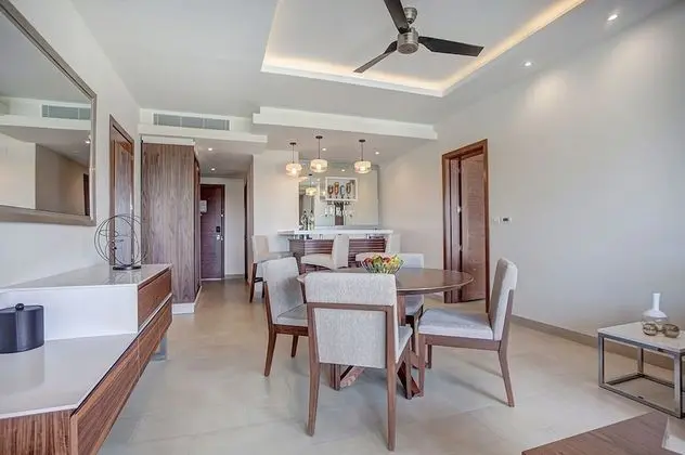 Luxury Presidential one Bedroom ocean view
