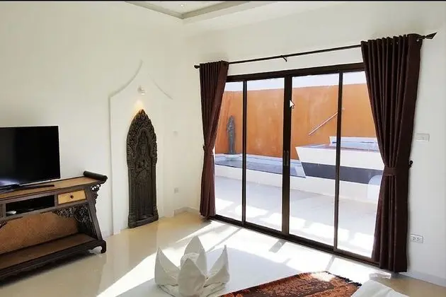 Luxury Villa, 5 Yatak Odası, Havuz Kullanımı, Plaj Manzaralı