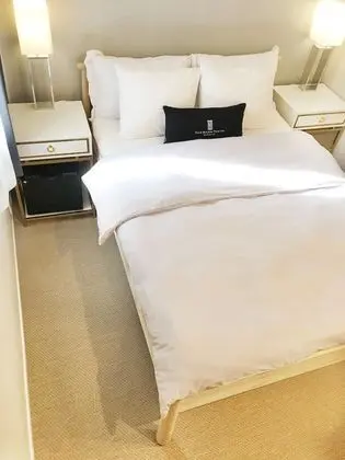 Tek Büyük Yataklı Oda (A)
