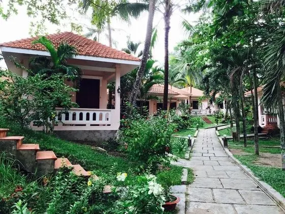 Bungalov, Bahçe Manzaralı