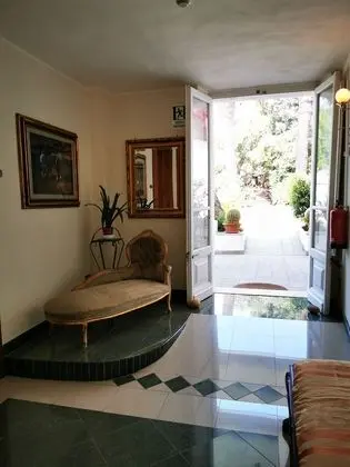 Deluxe Tek Büyük veya İki Ayrı Yataklı Oda