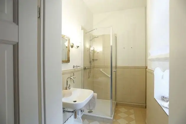 Tek Büyük Yataklı Oda, Özel Banyo