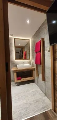 Superior Apart Daire (III)