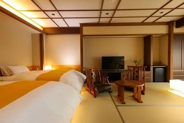 Deluxe İki Ayrı Yataklı Oda (with Private Open-air Bath, Yamabuki)