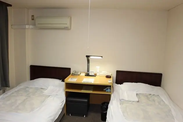 İki Ayrı Yataklı Oda, Sigara İçilebilir (A)