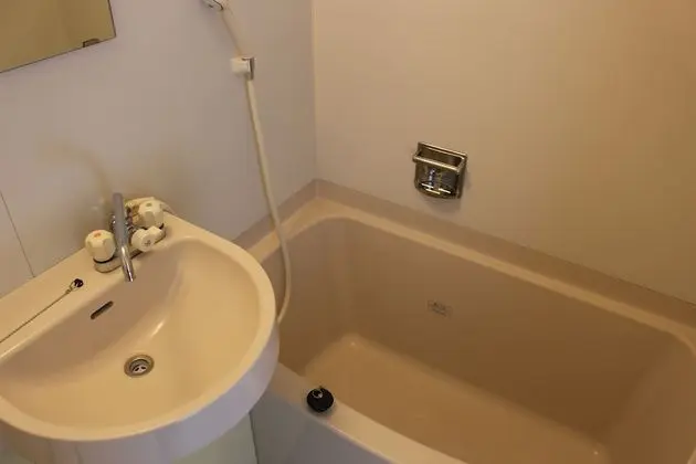 İki Ayrı Yataklı Oda, Sigara İçilebilir (A)