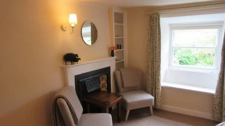 Tek Büyük veya İki Ayrı Yataklı Oda (Room One)