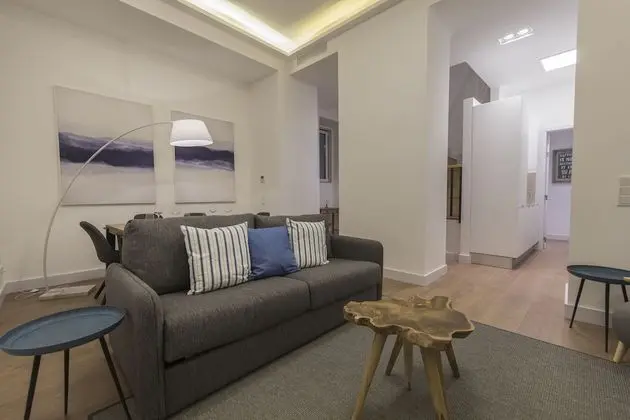 Apart Daire, 1 Büyük (Queen) Boy Yatak, Sigara İçilmez