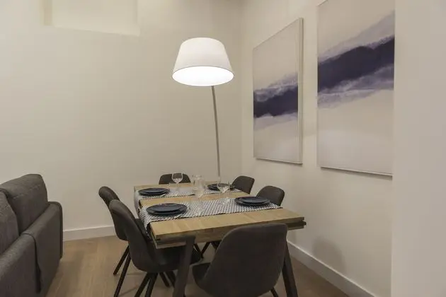 Apart Daire, 1 Büyük (Queen) Boy Yatak, Sigara İçilmez