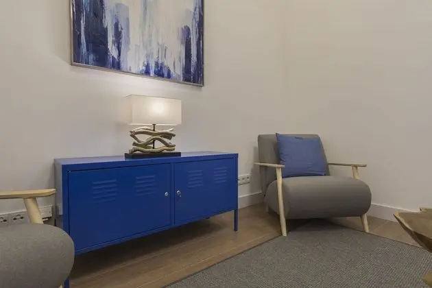 Apart Daire, 1 Büyük (Queen) Boy Yatak, Sigara İçilmez