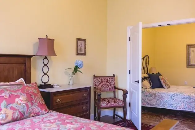 Dört Kişilik Oda, 2 Büyük (Queen) Boy Yatak, Sigara İçilmez