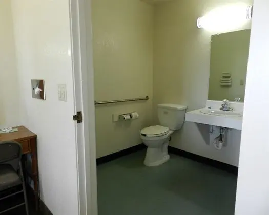 Junior Suite (Non-Smoking)