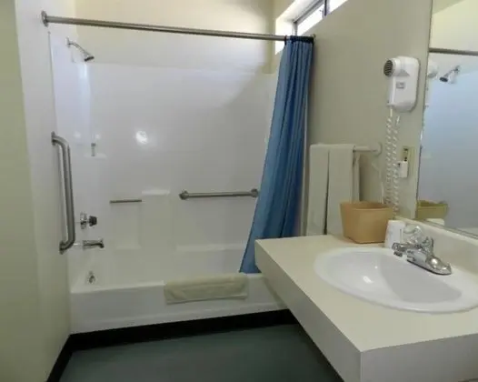 Junior Suite (Non-Smoking)