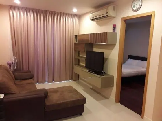 1 Bedroom Condo