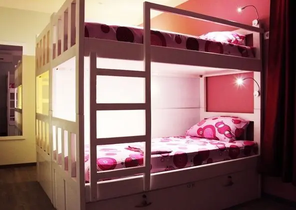 Basic Ortak Ranzalı Oda (1 bed in 3 bed dorm)