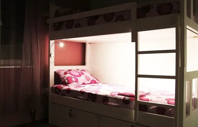 Basic Ortak Ranzalı Oda (1 bed in 6 bed dorm)