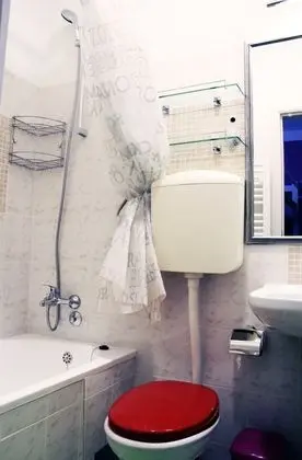 Basic Ortak Ranzalı Oda (1 bed in 6 bed dorm)