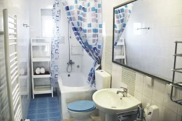 Basic Ortak Ranzalı Oda (1 bed in 8 bed dorm)