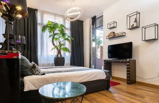 Deluxe Stüdyo Süit