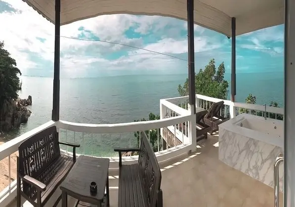 Bungalow A1 with Sea View