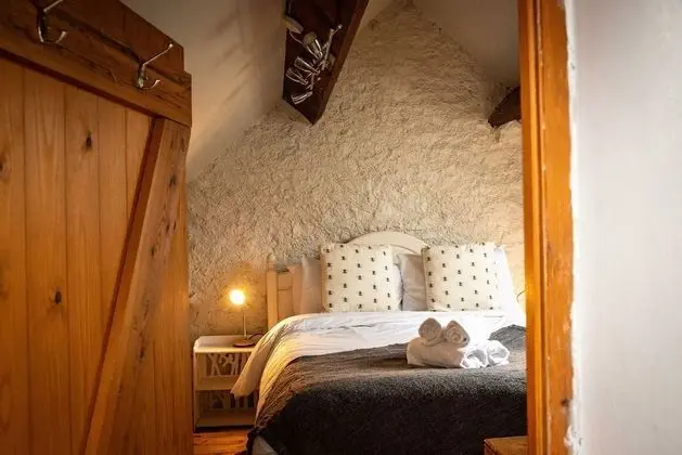 Standard Süit, Banyolu/Duşlu, Avlu Manzaralı (The Corn Room)