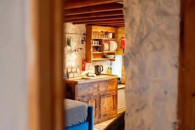 Standard Süit, Banyolu/Duşlu, Avlu Manzaralı (The Corn Room)