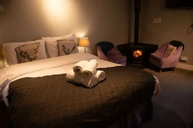 Tek Büyük Yataklı Oda, Banyolu/Duşlu (The Piggeries Room)