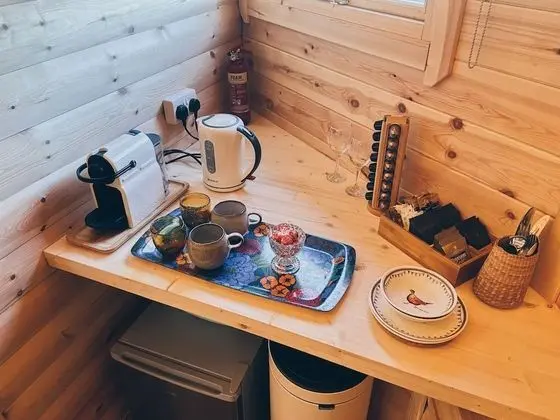 Romantic Kulübe (Owl Lodge)