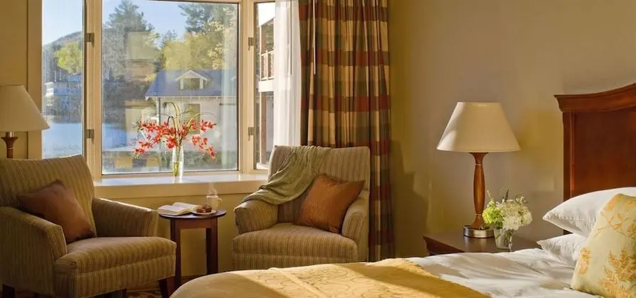 Deluxe Oda, 1 En Büyük (King) Boy Yatak ve Çekyat (Waterfront Collection One Bedroom Sui)