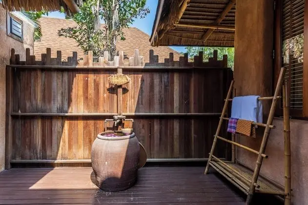 Beachfront Suite Pool Villa