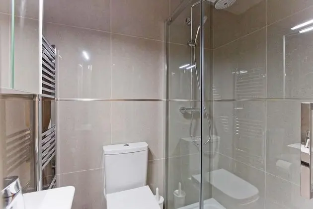 Apart Daire, 1 Çift Kişilik Yatak