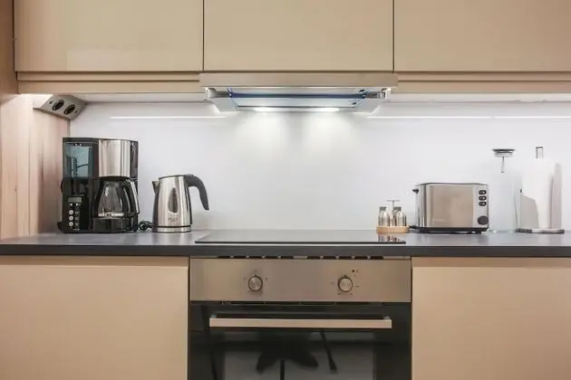 Luxury Apart Daire, 1 En Büyük (King) Boy Yatak ve Çekyat (Suite #6)