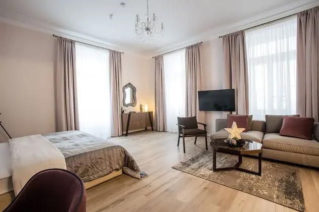 Luxury Apart Daire, 1 En Büyük (King) Boy Yatak ve Çekyat (Suite #6)