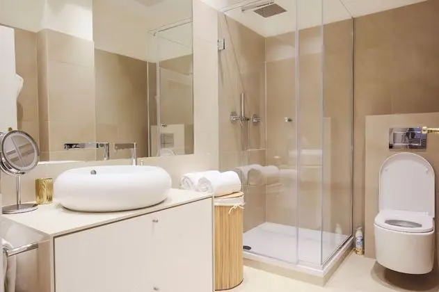 Luxury Stüdyo Süit, 1 En Büyük (King) Boy Yatak ve Çekyat (Suite #7)