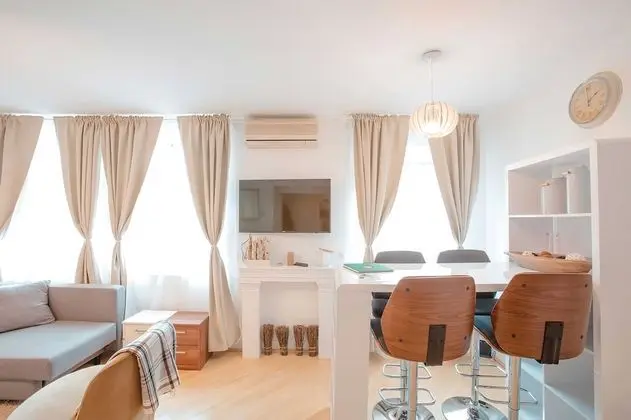 Premium Stüdyo Süit, 1 En Büyük (King) Boy Yatak ve Çekyat (Suite #1)