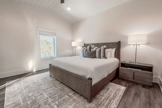 Ev (Multiple Bedrooms)