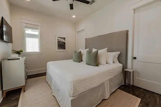 Ev (Multiple Bedrooms)