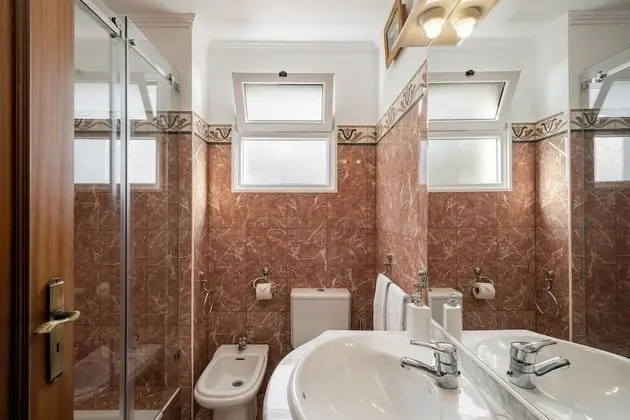 Basic Apart Daire, Birden Çok Yatak, Deniz Manzaralı